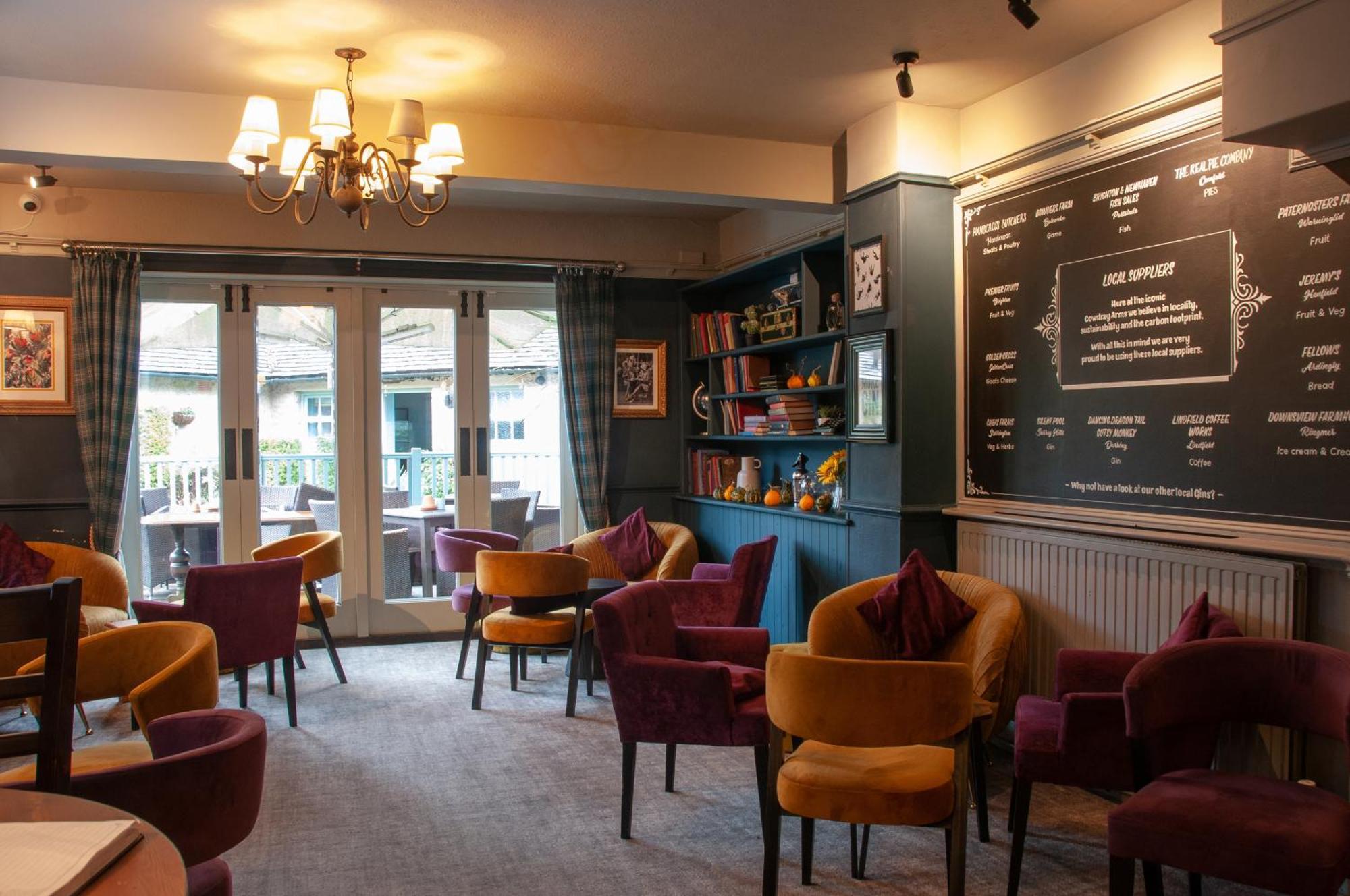 The Cowdray Arms Bed and Breakfast Worth  Exteriör bild